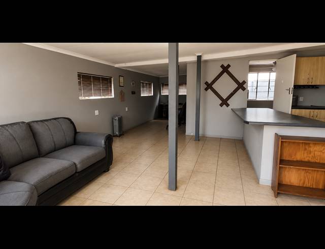 3 BEDROOM FREEHOLD FOR SALE IN HEIDELBERG CENTRAL